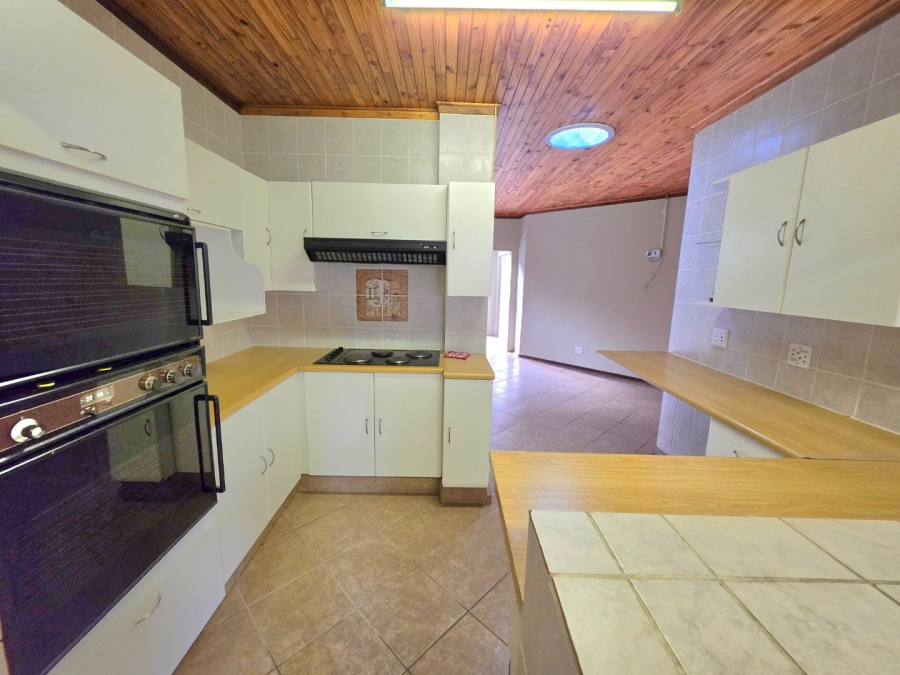 5 Bedroom Property for Sale in Panorama Free State